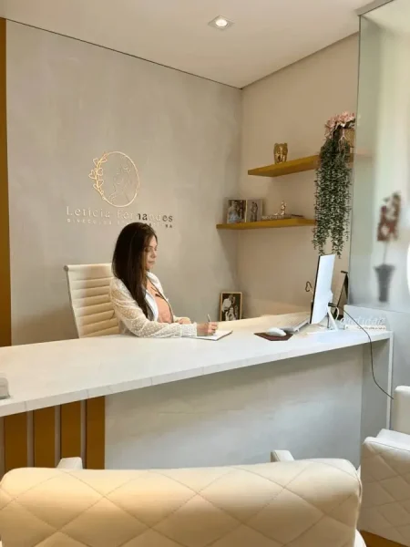 leticia-fernandes-clinic2-1